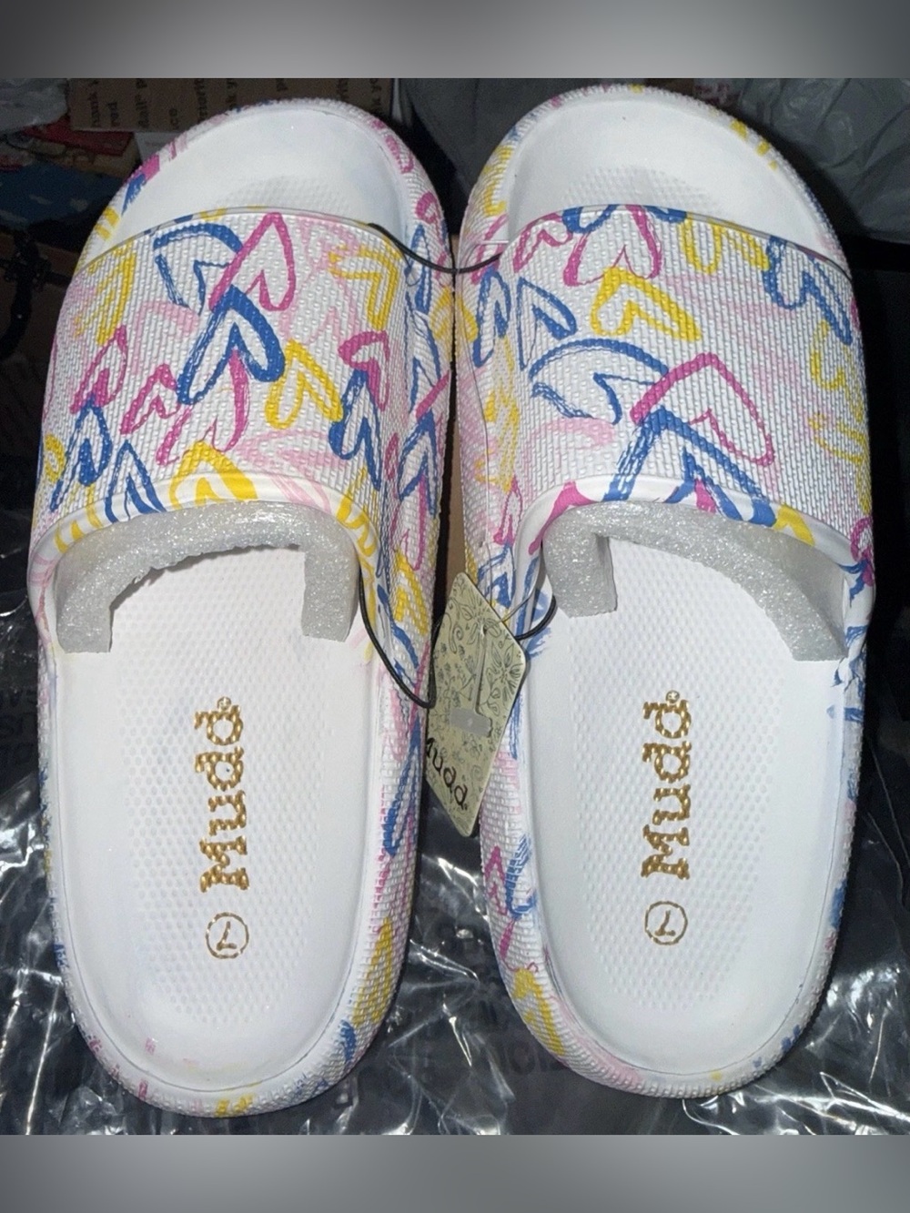Mudd Women's Slide Sandals White Multicolor Heart Print Slip On W7